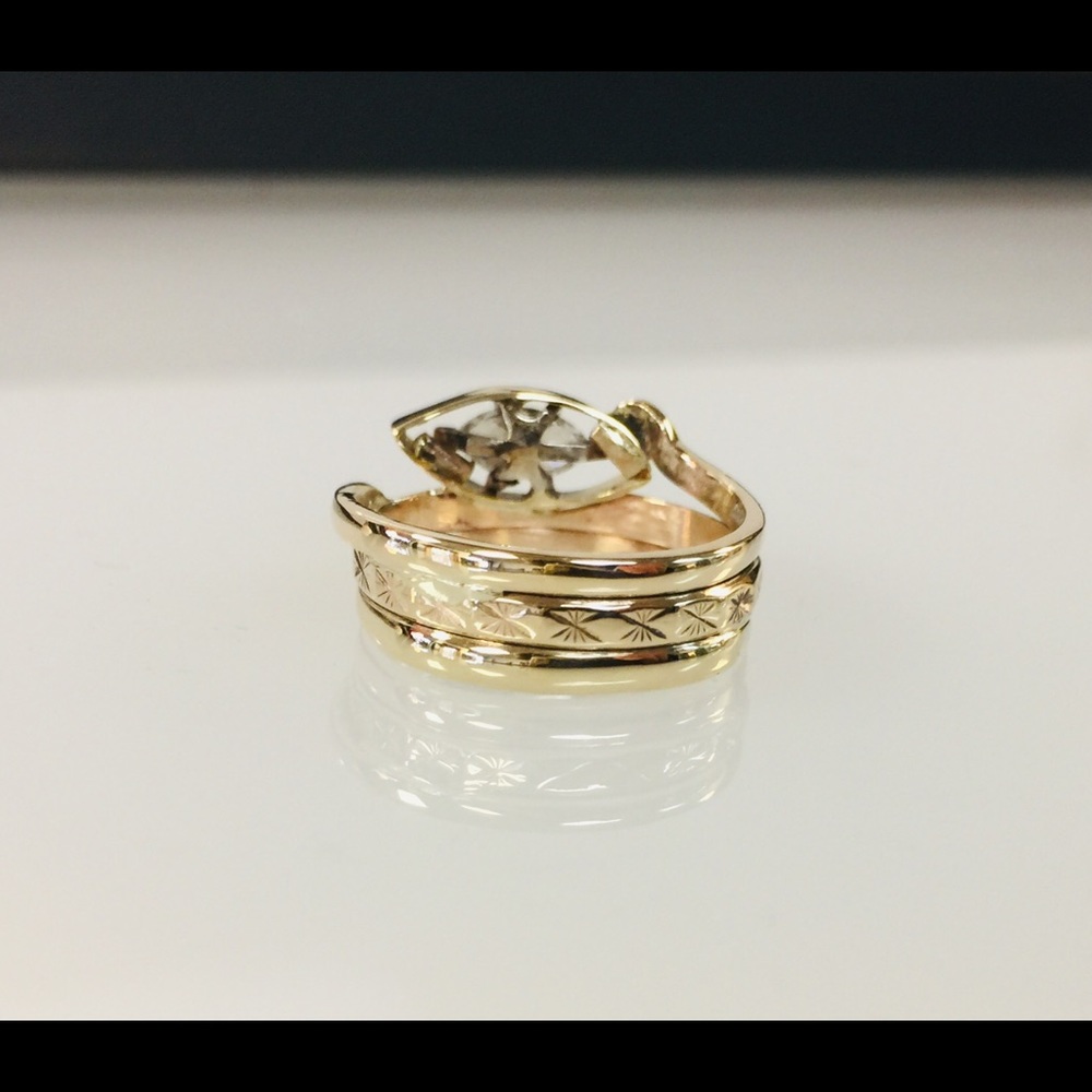 Gold and Diamond Snake ring - Picture 3 of 7
